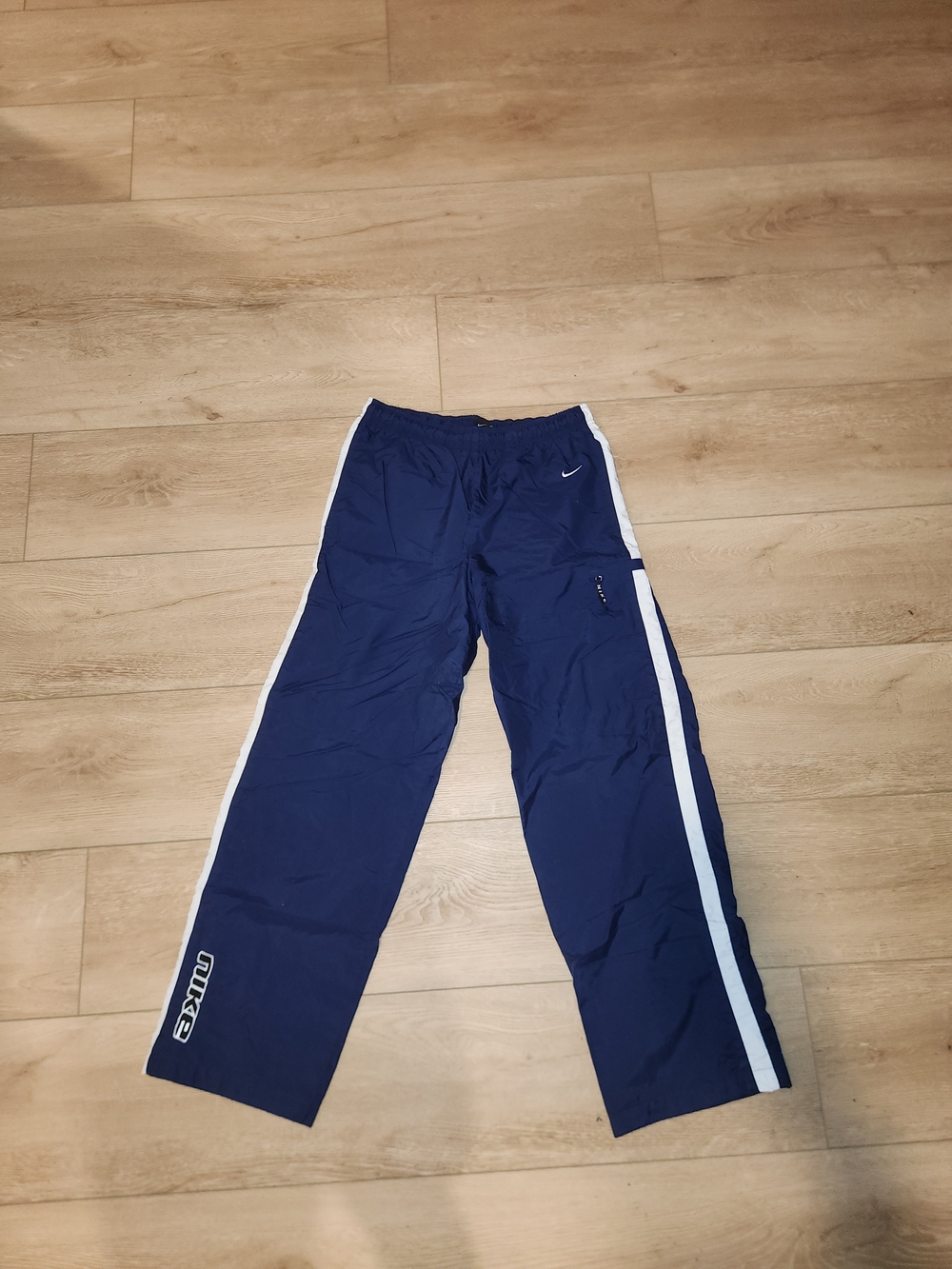 Vintage Y2K Nike Embroidered logo Swoosh Navy Track Pants Men's Size Medium Good